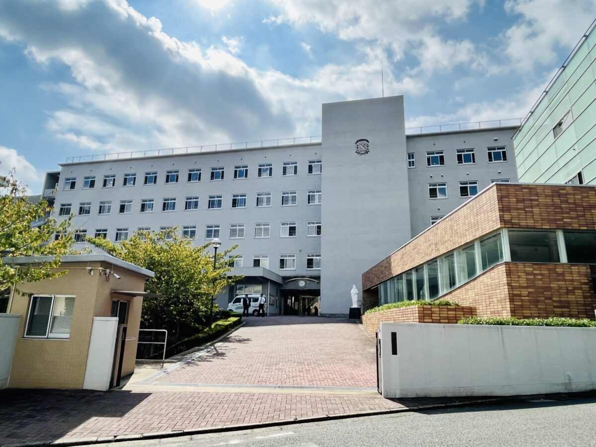 【匿名配送】指定校内訳上智福岡中・福岡雙葉中推薦大学一覧付,早稲田佐賀中学校案内 匿名配送】推薦大学一覧付き上智福岡中,福岡雙葉中・高,早稲田
